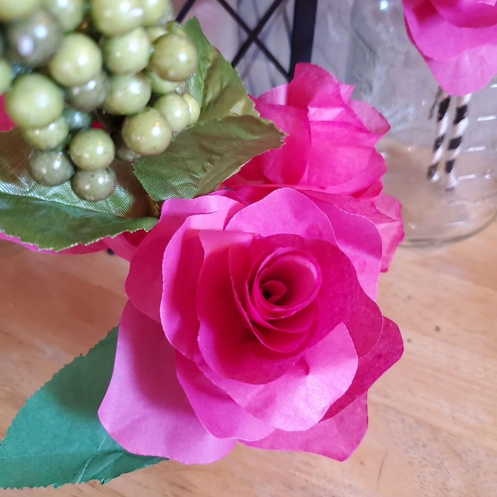 Handmade paper Rose's! - Picture 5 of 6